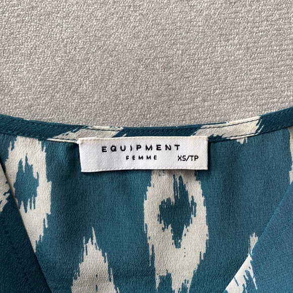 Equipment silk tank / camisole. Size XS - Picture 2 of 3